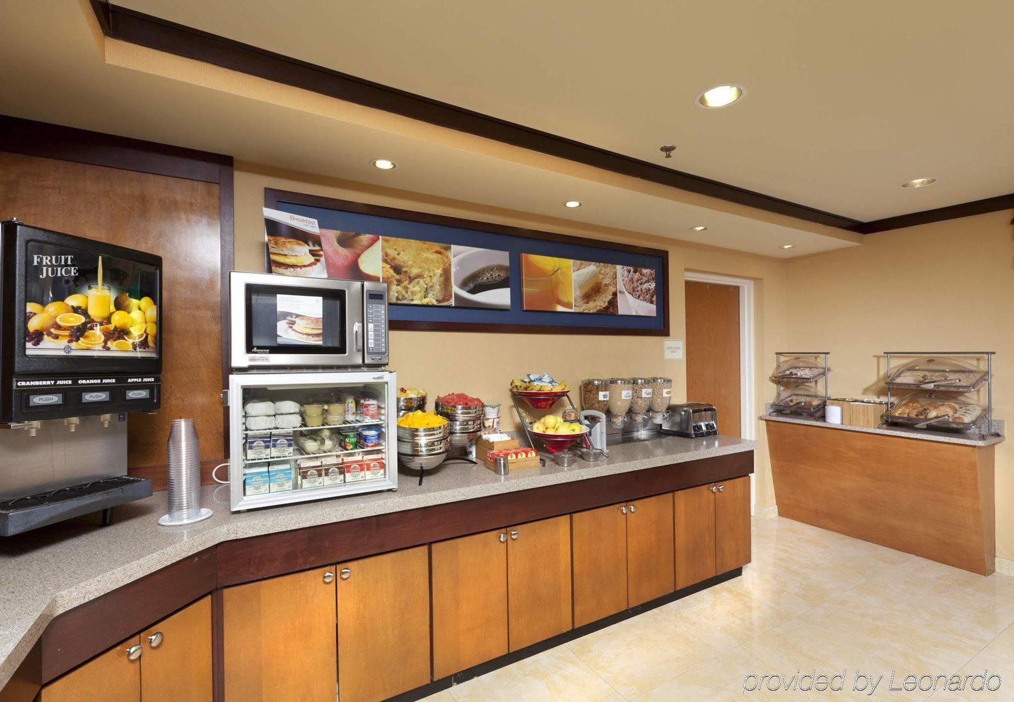 Fairfield Inn By Marriott Lexington Park Patuxent River Naval Air Station Restaurant foto